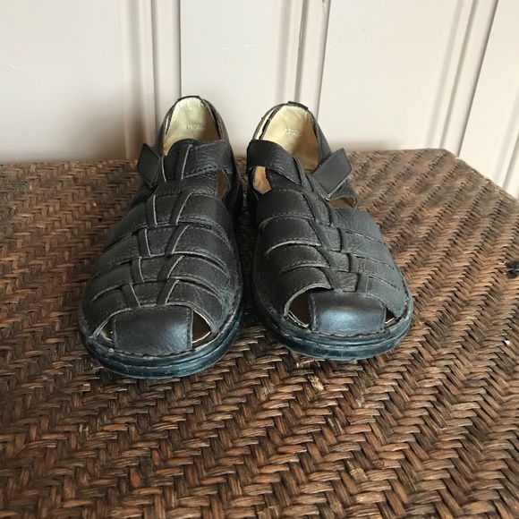 Men’s Leather Sandals - Picture 2 of 6